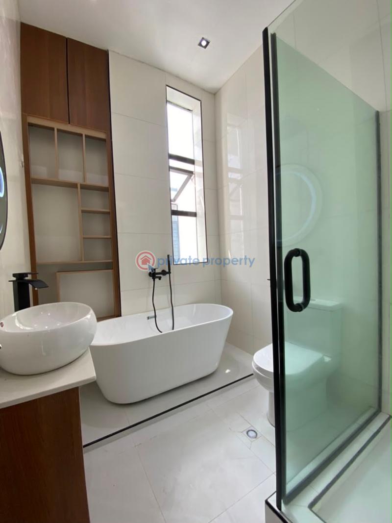 4 bedroom Semi detached Duplex For Rent Ikota Lekki Lagos - 3