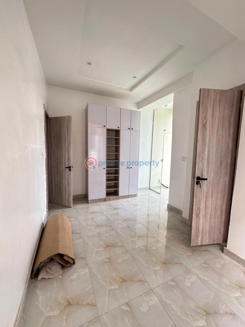 2 bedroom Block Of Flats For Sale Chevron Lekki Lagos - 6