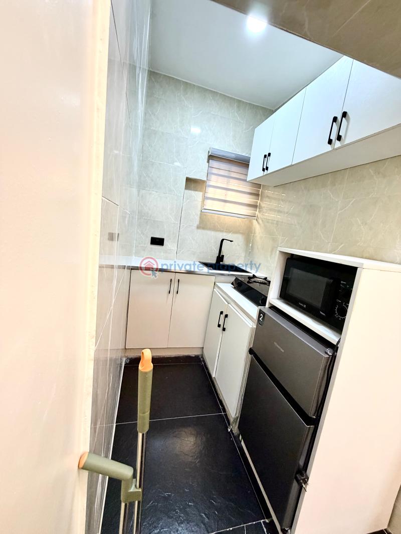 1 bedroom Studio Apartment Short let 238b Kamar Adeyemi Crescent Kukwuaba Abuja Phase 2  - 5