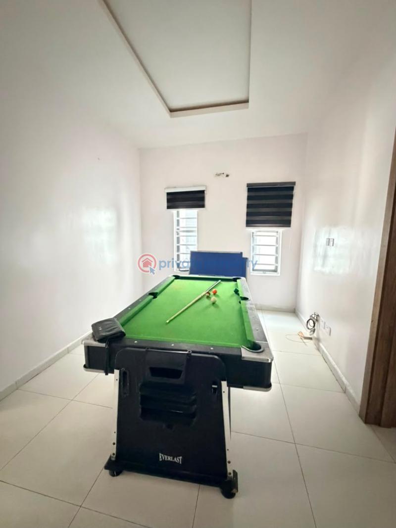 1 bedroom Mini Flat For Rent Dpk Estate Orchid Road Lekki Lagos - 1