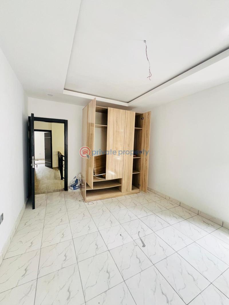 4 bedroom Detached Duplex For Sale Magodo GRA Phase 2 Kosofe/Ikosi Lagos - 1