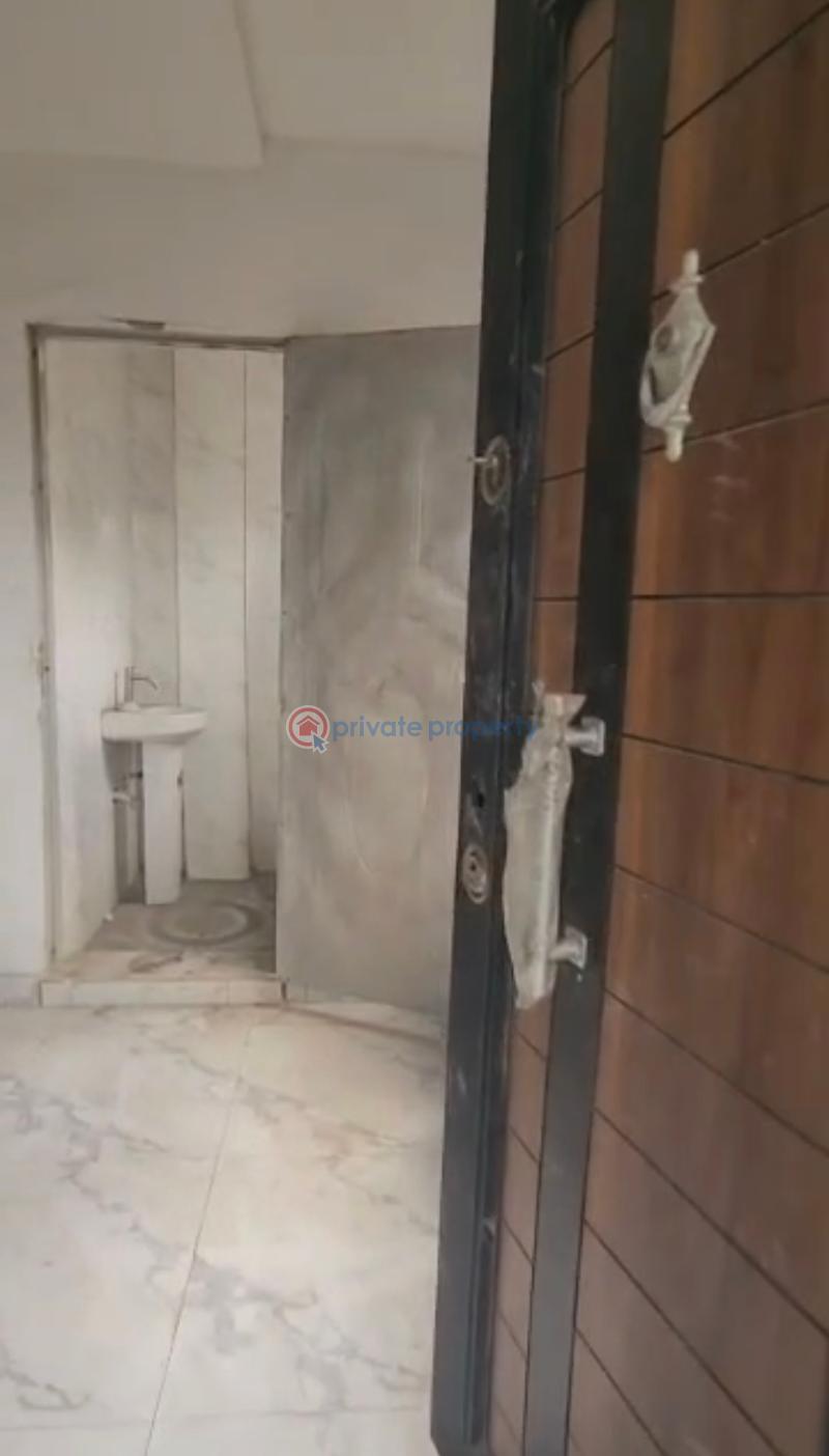 2 bedroom Flat & Apartment For Rent Off Herbert Macaulay Way Alagomeji Yaba Lagos - 2
