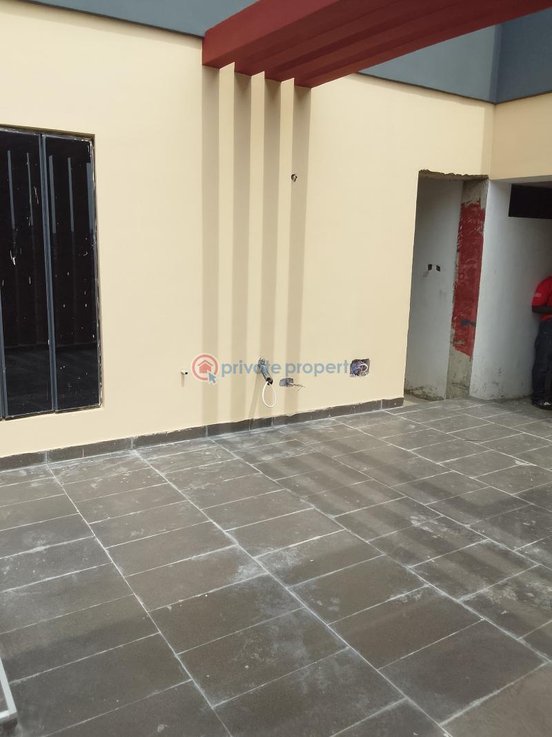 1 bedroom Self Contain For Rent Chemist Akoka Yaba Lagos - 2