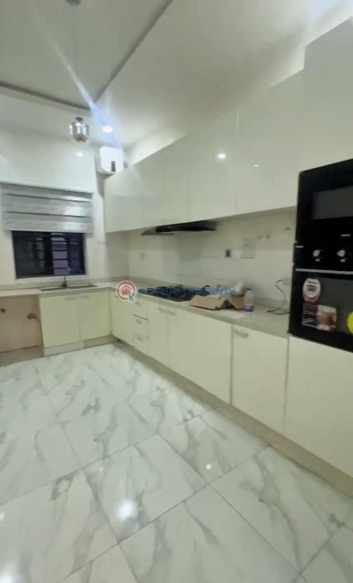 1 bedroom Mini Flat For Rent Gra Ikota Lekki Lagos - 15