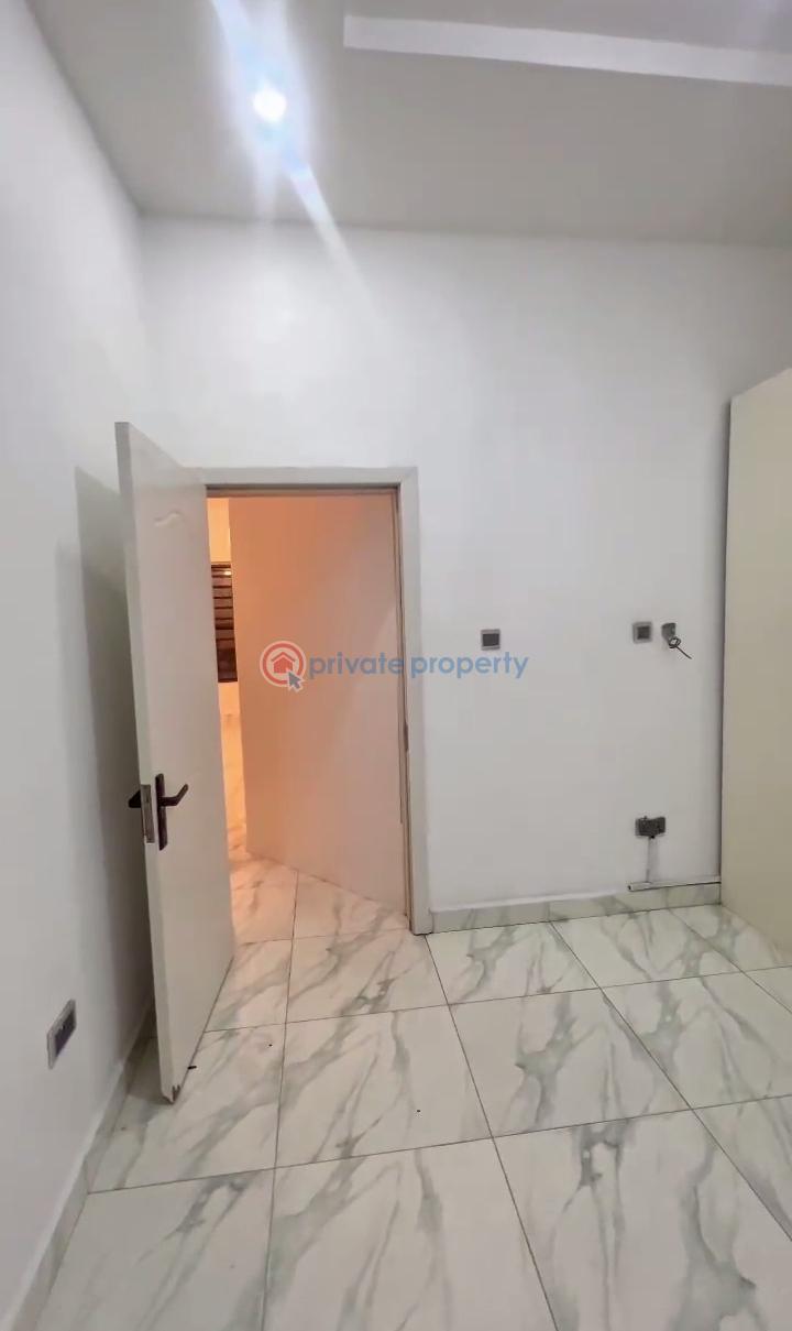 1 bedroom Mini Flat For Rent Gra Ikota Lekki Lagos - 3