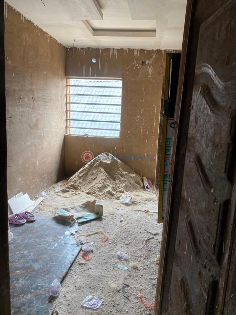 Flat & Apartment For Sale Secured Bariga Shomolu Lagos - 1
