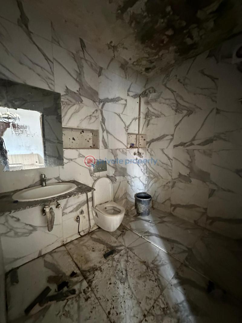 Modern studio apartment (still under renovation ) - 7 1 bedroom Studio Apartment For Rent Lekki Phase 1 Lagos - 7
