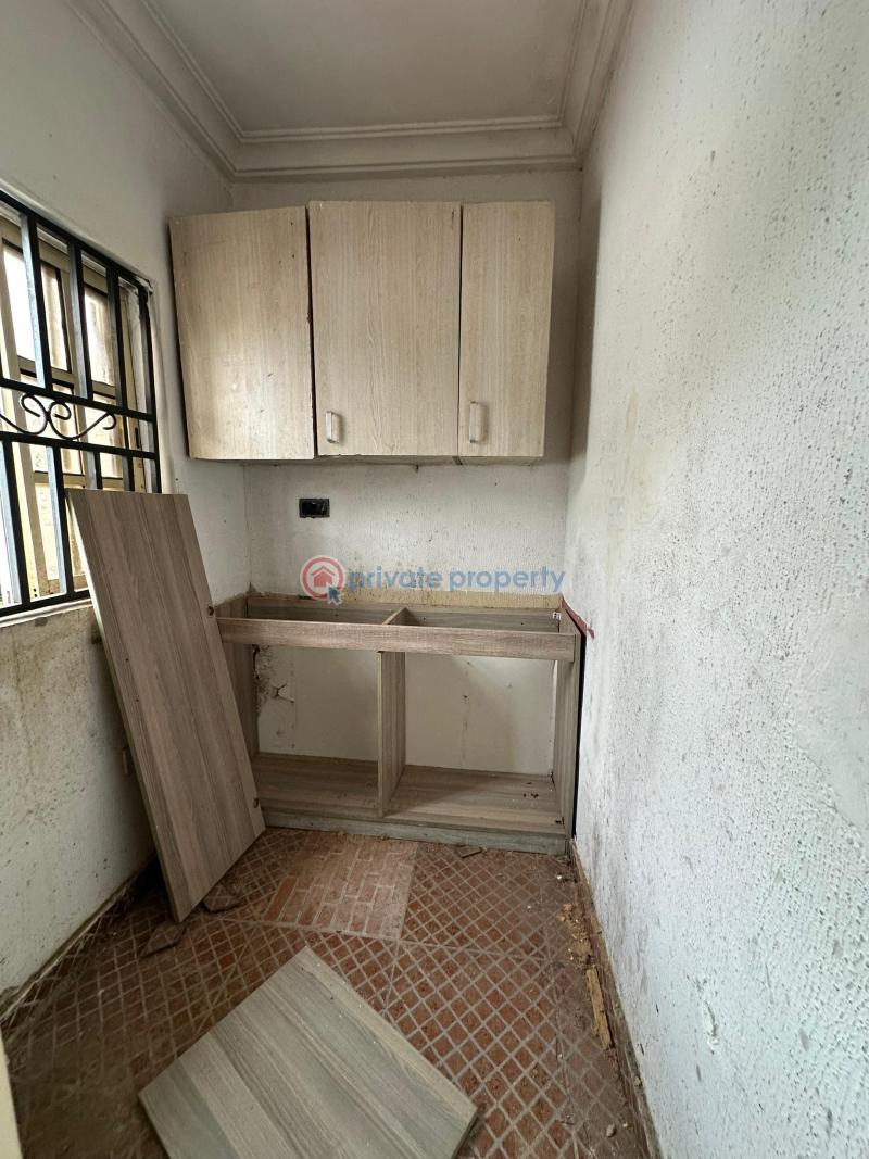 Modern studio apartment (still under renovation ) - 5 1 bedroom Studio Apartment For Rent Lekki Phase 1 Lagos - 5