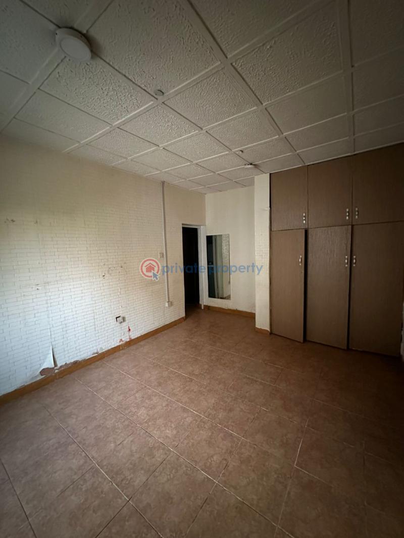 10 bedroom Detached Duplex For Sale Ikeja  Lagos - 21