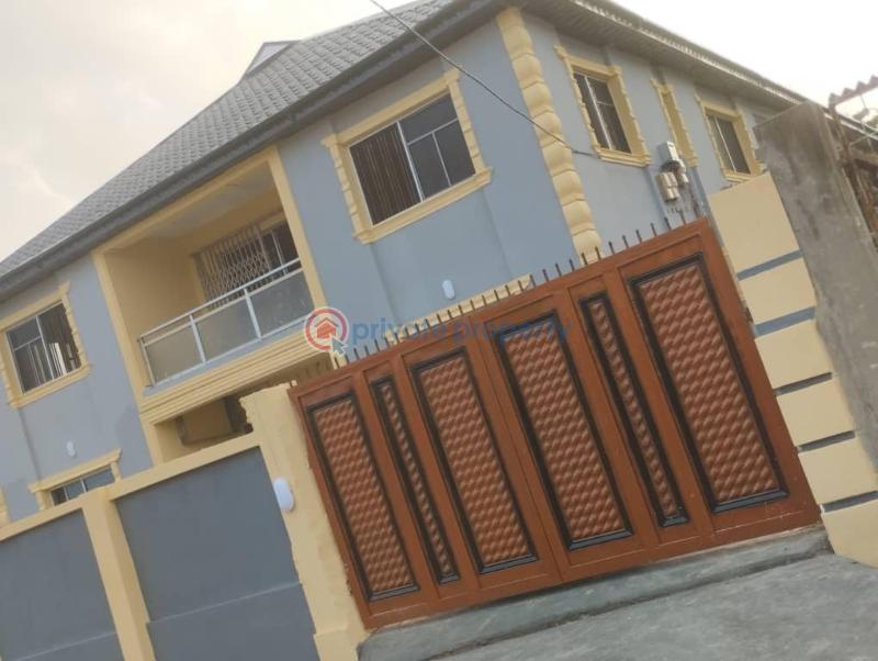 Block Of Flats For Sale Eyin Grammar ,molete Challenge Challenge Ibadan Oyo