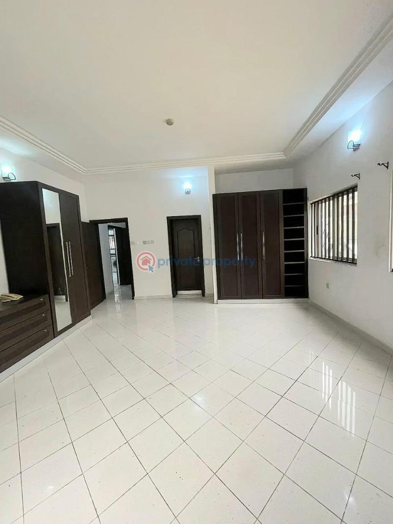 Modestly built 3 bedroom apartment with bq - 13 3 bedroom Flat & Apartment For Rent Lekki Phase 1 Lagos - 13