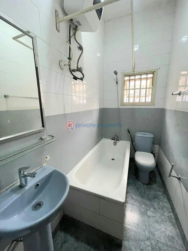 Modestly built 3 bedroom apartment with bq - 5 3 bedroom Flat & Apartment For Rent Lekki Phase 1 Lagos - 5