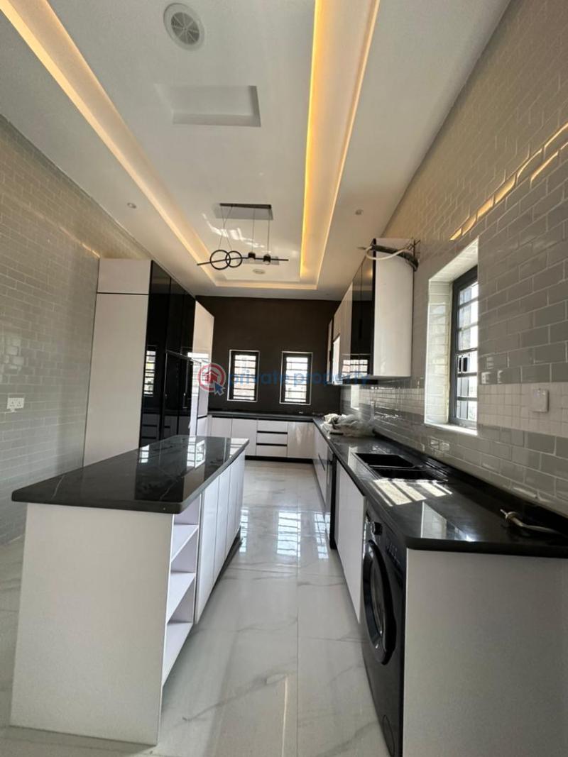 5 bedroom Detached Duplex For Sale Osapa London Lekki Lagos - 5