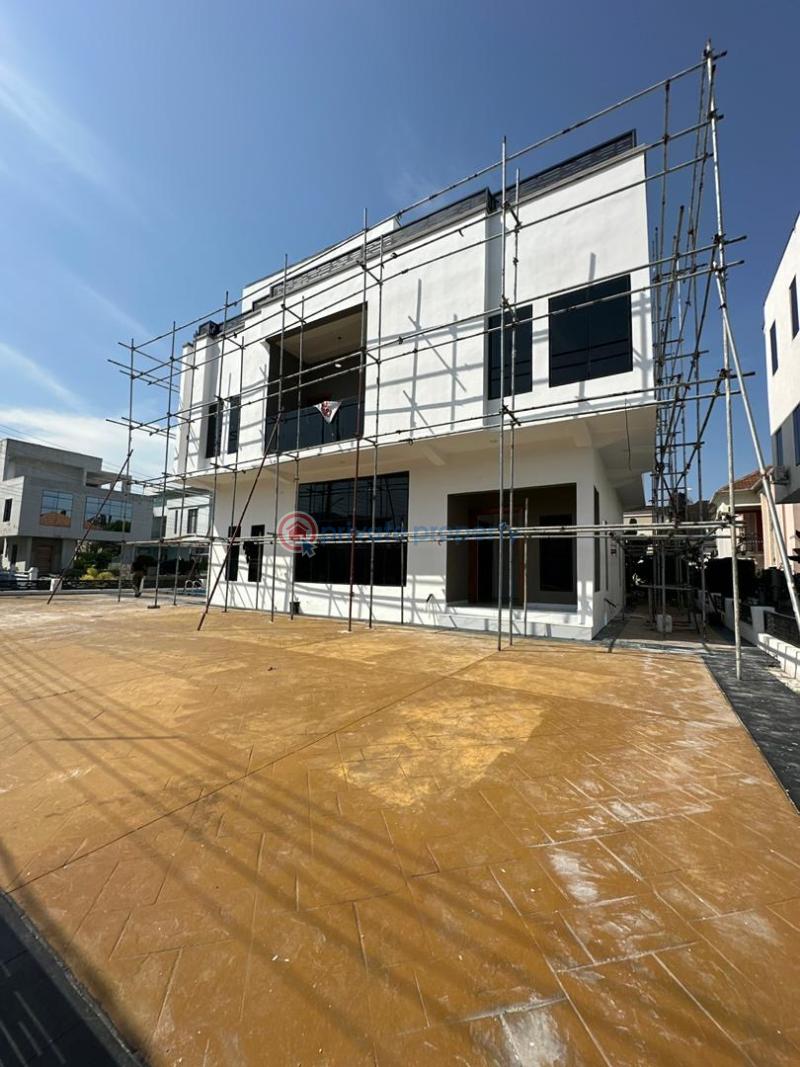 5 bedroom Detached Duplex For Sale Osapa London Lekki Lagos - 1