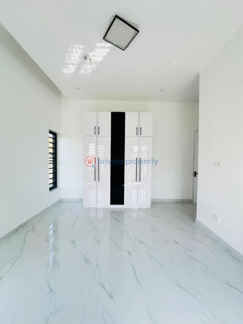5 bedroom Detached Duplex For Sale Osapa London Lekki Lagos - 16