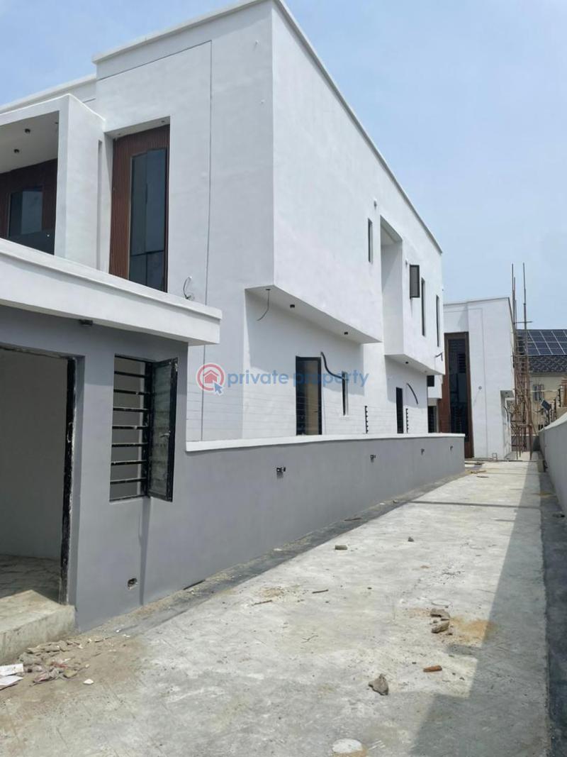 5 bedroom Detached Duplex For Sale Lekki Lagos