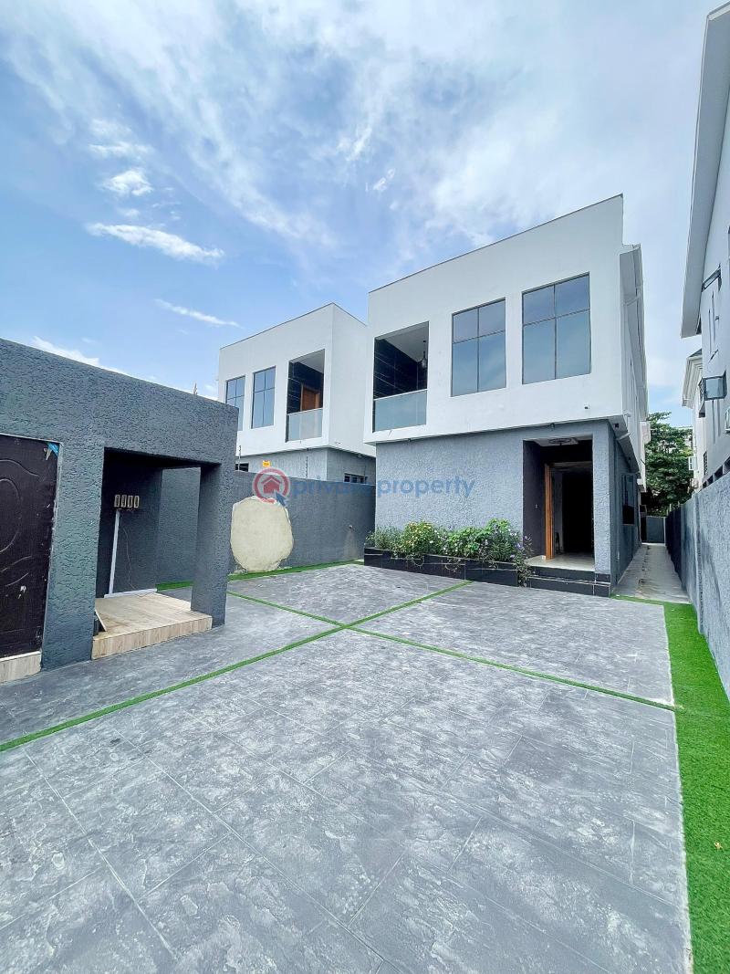 5 bedroom Detached Duplex For Sale Ologolo Lekki Lagos - 0