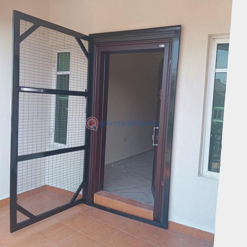 Modestly finished luxury 3 bedrooms flat with bq - 1 3 bedroom Flat & Apartment For Rent Lekki Phase 1 Lagos - 1