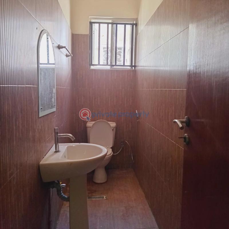 Modestly finished luxury 3 bedrooms flat with bq - 11 3 bedroom Flat & Apartment For Rent Lekki Phase 1 Lagos - 11