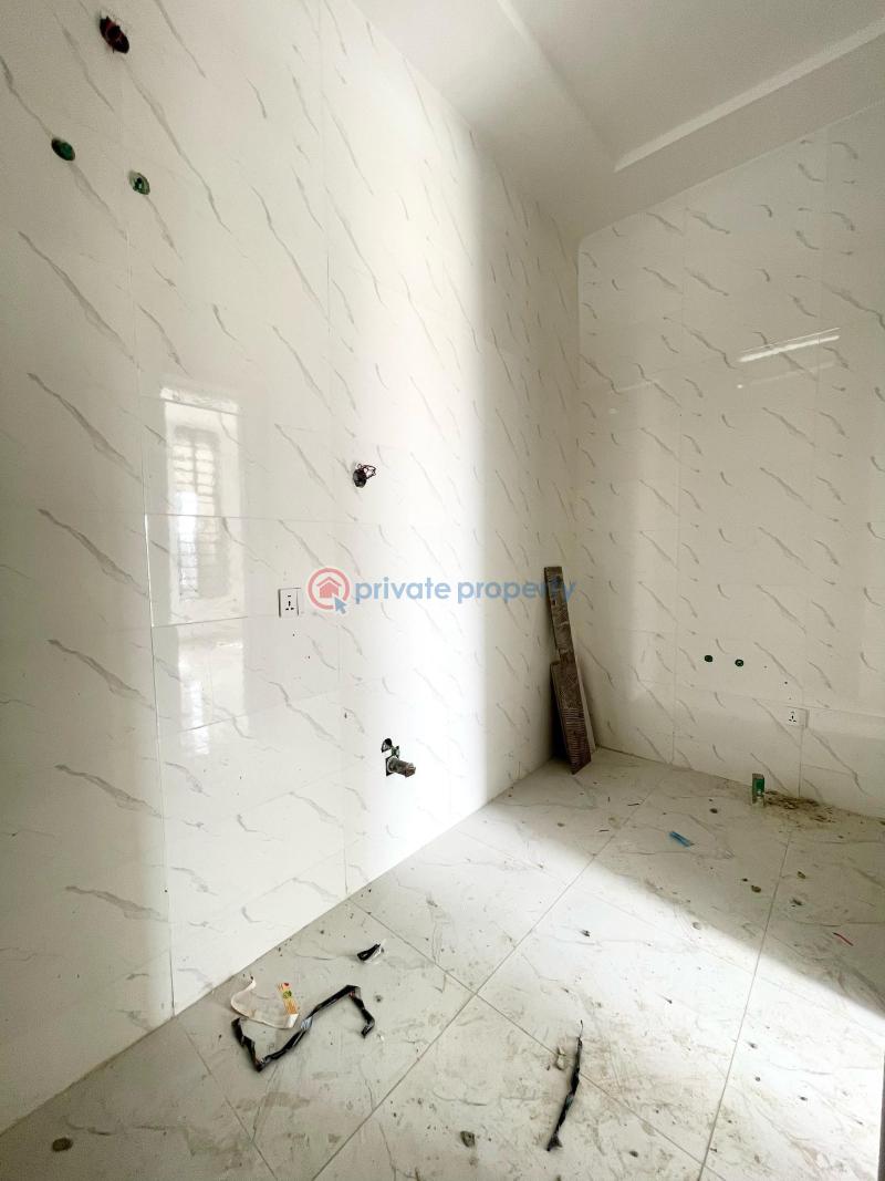 4 bedroom Semi detached Duplex For Sale Chevron Drive Lekki Lagos - 8