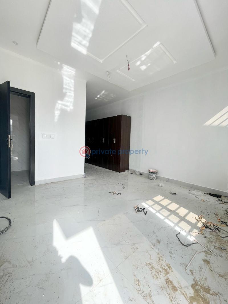 4 bedroom Semi detached Duplex For Sale Chevron Drive Lekki Lagos - 6