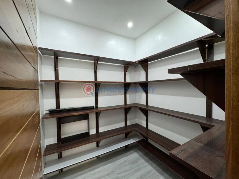 8 bedroom Detached Duplex For Sale Osapa London Lekki Lagos - 2