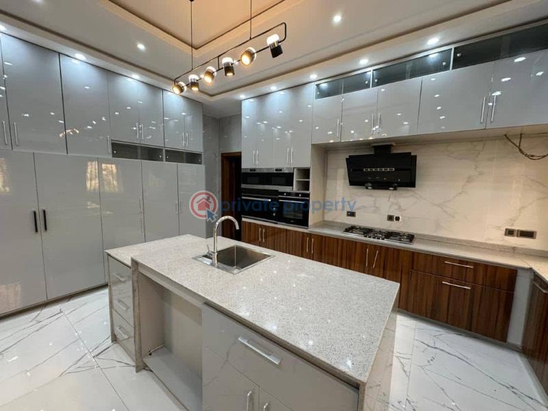 8 bedroom Detached Duplex For Sale Osapa London Lekki Lagos - 19