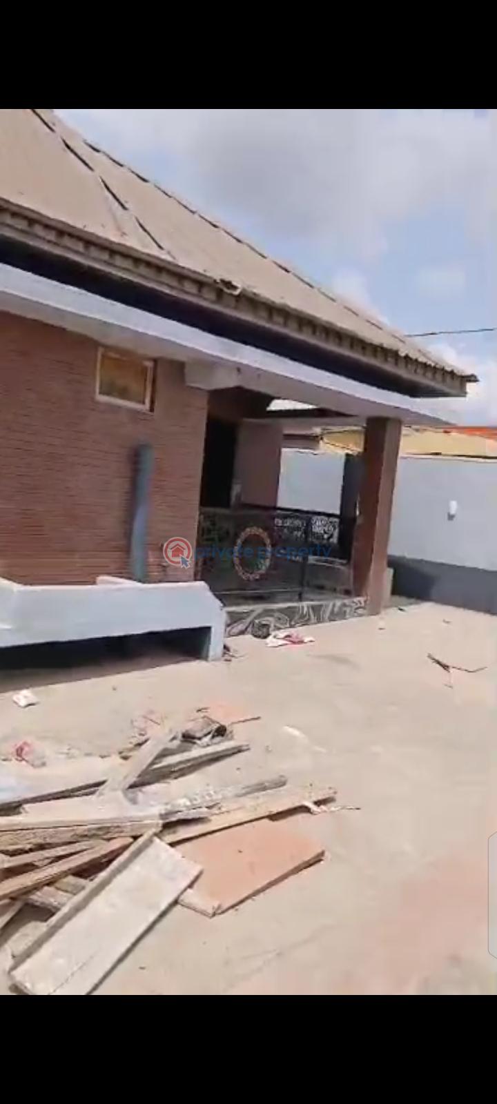 3 bedroom Bungalow For Sale Ginti Ijede Road, Ikorodu Lagos Ijede Ikorodu Lagos - 0