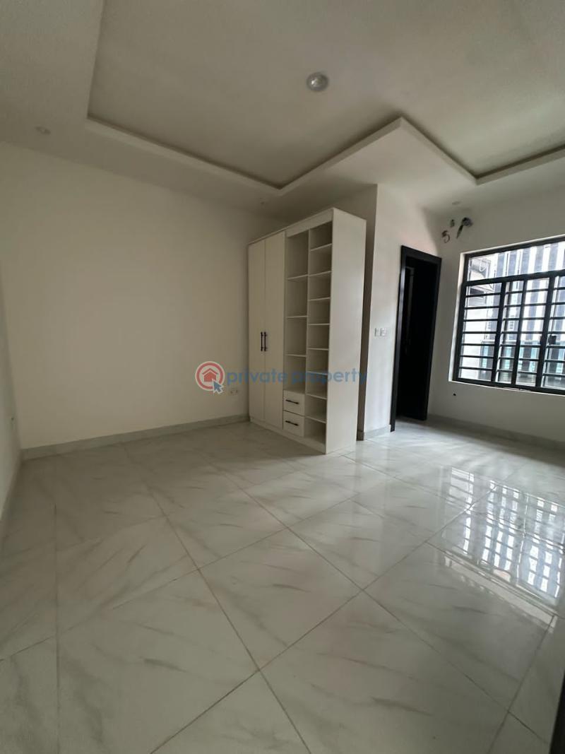4 bedroom Terraced Duplex For Sale Chisco/ikate Lekki Lekki Phase 1 Lagos - 9