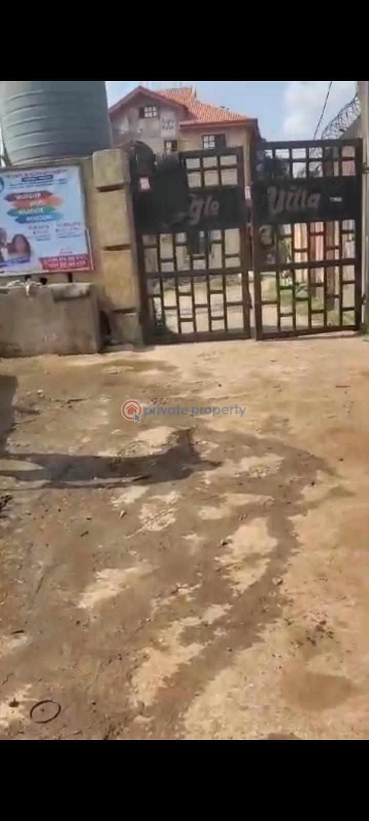 House For Sale Sholebo Bus Stop, Along Ebute Road,ikorodu. Ebute Ikorodu Lagos - 3