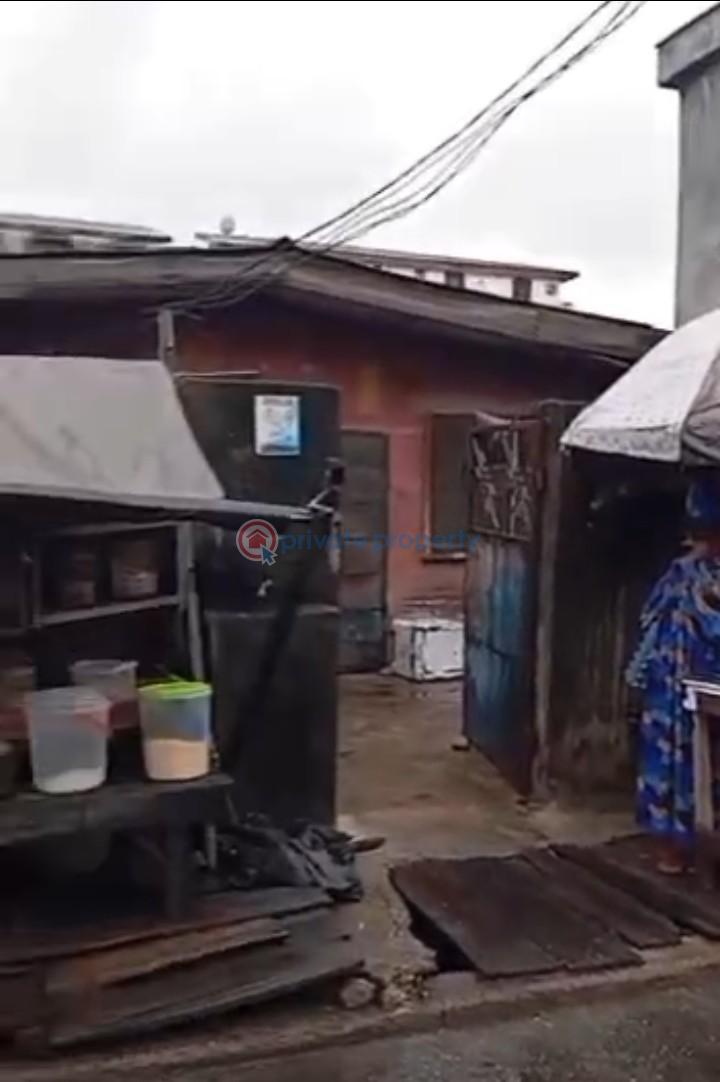 Mixed use Land For Sale Western Avenue Surulere Lagos - 2