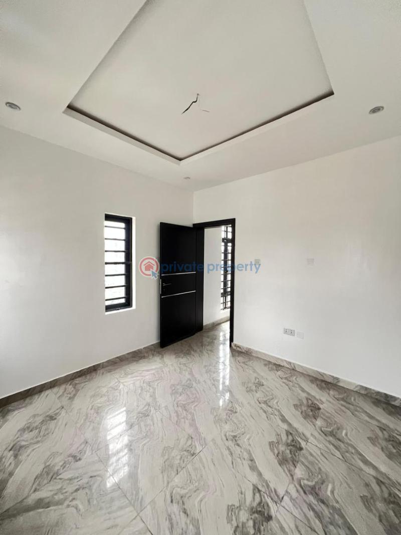 2 bedroom Flat & Apartment For Sale Ologolo Lekki Lagos - 1