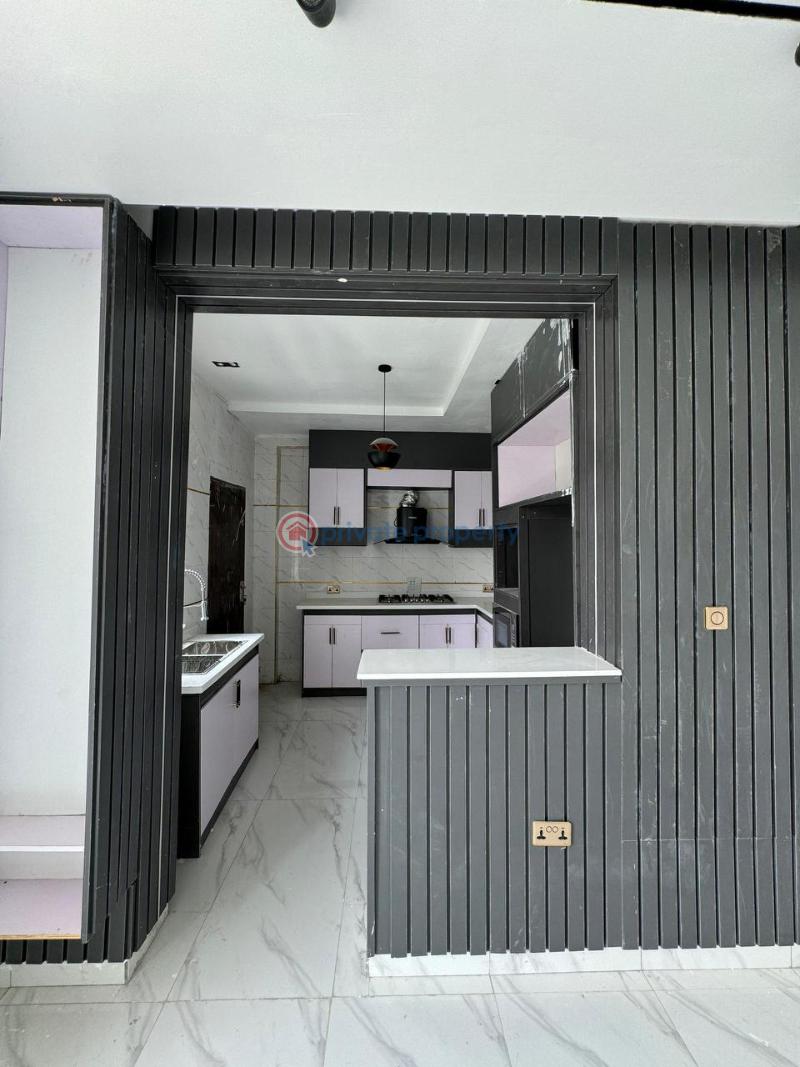 2 bedroom Block Of Flats For Sale Lekki Phase 1 Lagos - 3