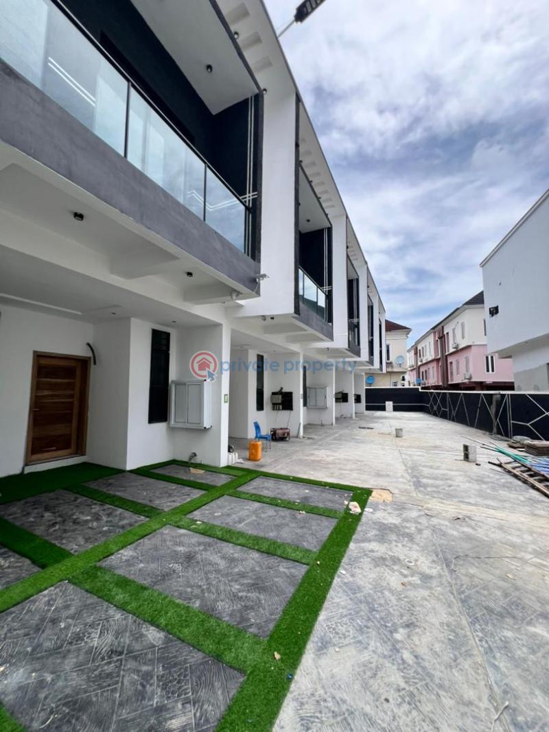 4 bedroom Terraced Duplex For Sale Chevron Drive Lekki Lagos - 1