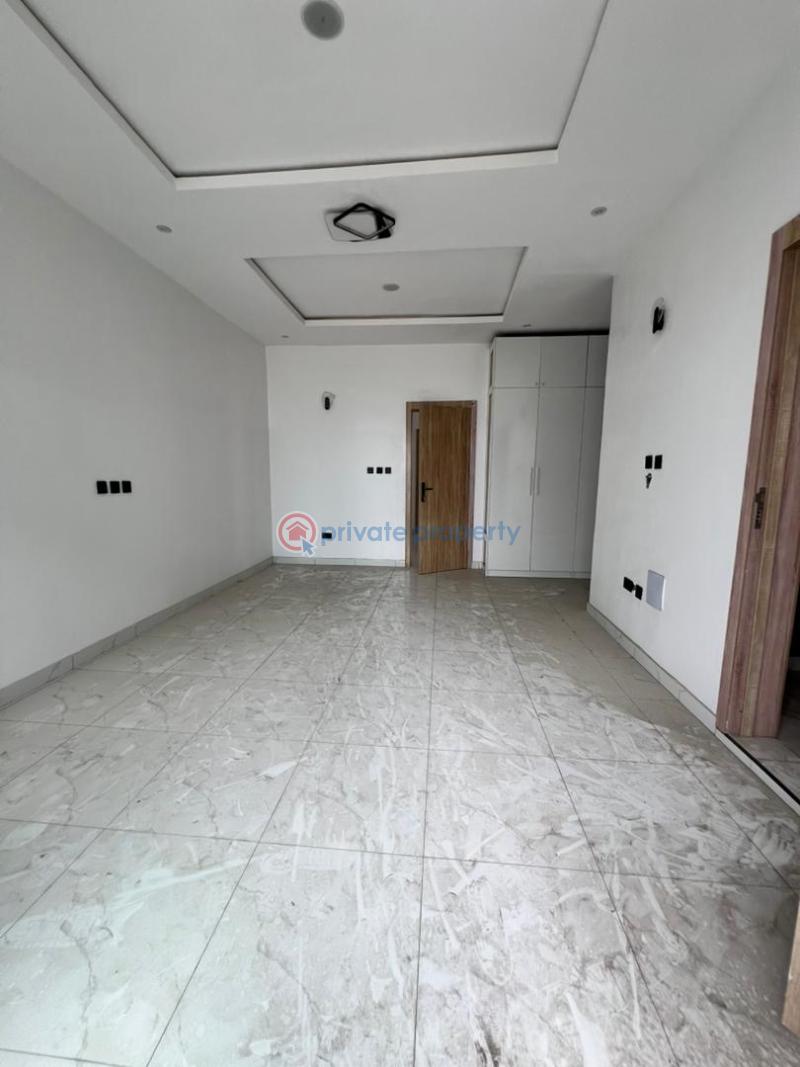 4 bedroom Terraced Duplex For Sale Chevron Drive Lekki Lagos - 3