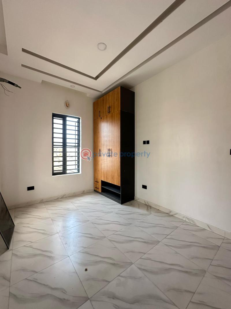 4 bedroom Semi detached Duplex For Sale New Road Lekki Lagos - 10