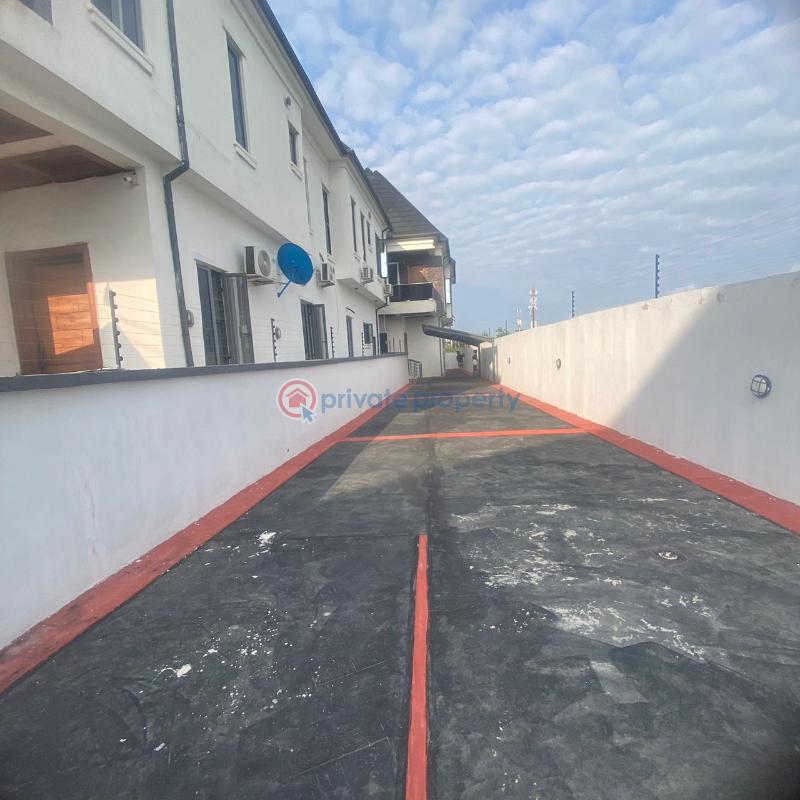 4 bedroom Detached Duplex For Sale Ikota Lekki Lagos - 1
