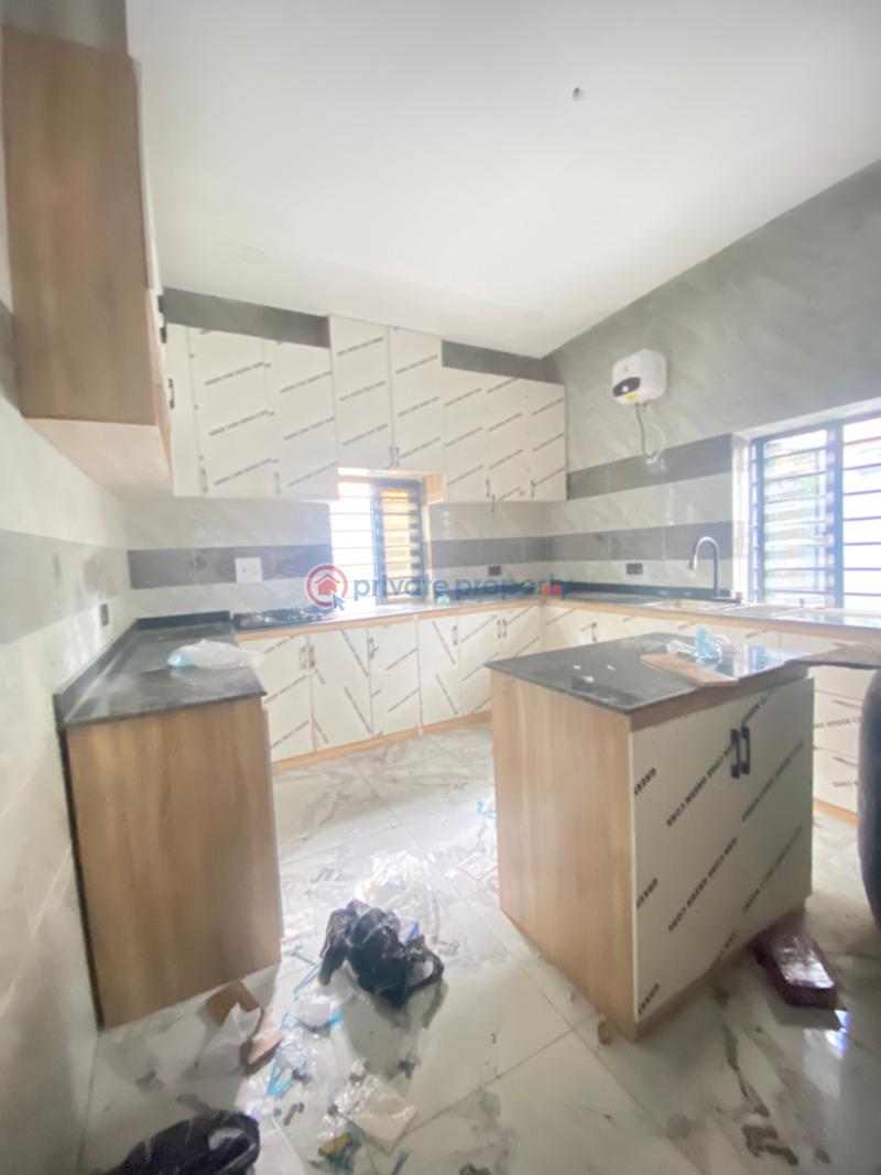 5 bedroom Detached Duplex For Sale Umuodu Spibat, Owerri Town. Owerri Imo - 8