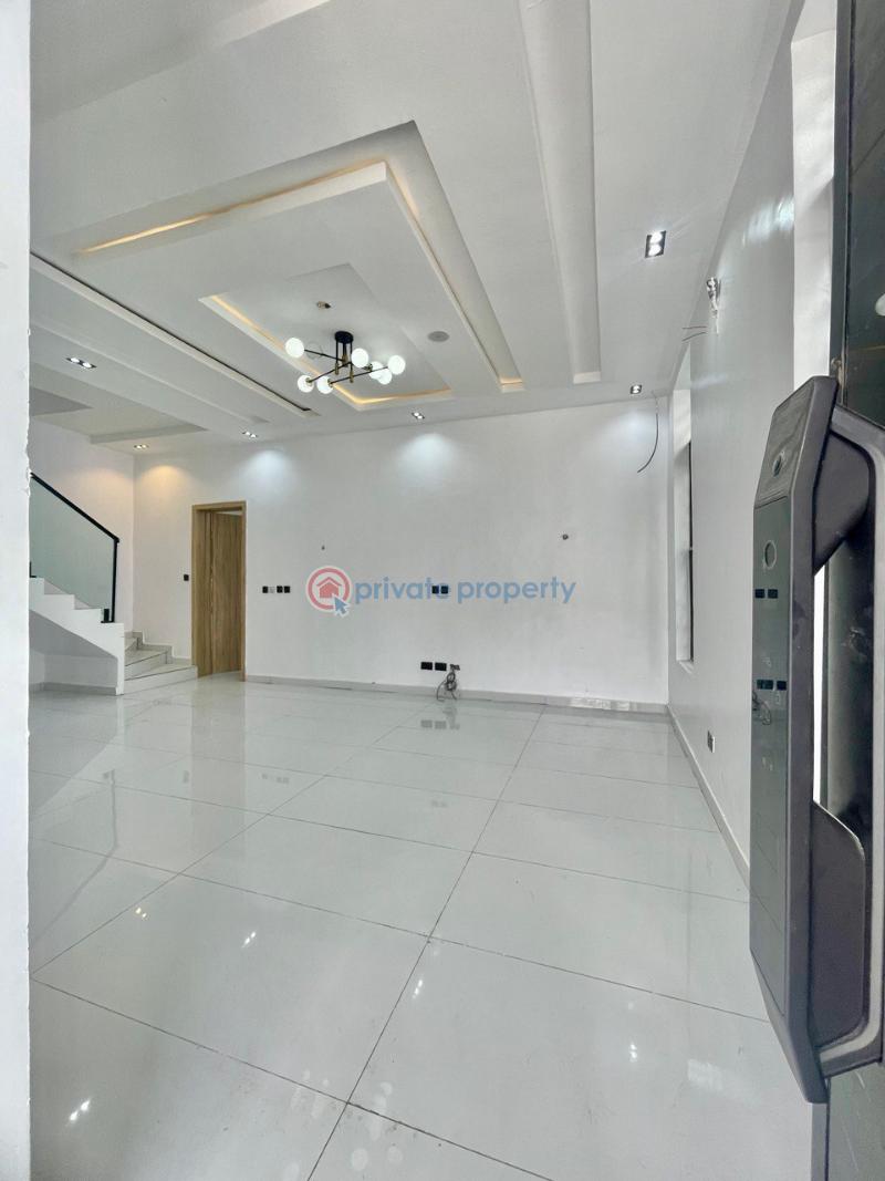 4 bedroom Detached Duplex For Sale Ajah Axis Lekki Phase 2 Lagos - 3