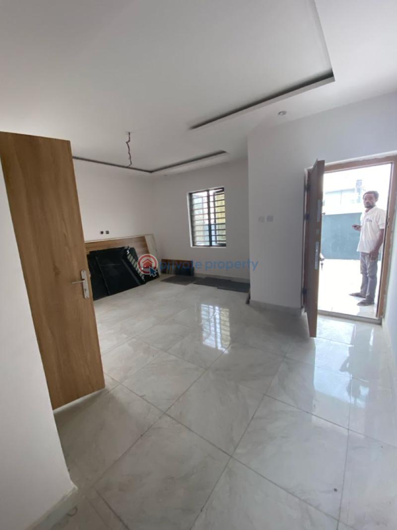 2 bedroom Block Of Flats For Sale Ologolo Lekki Lagos - 4