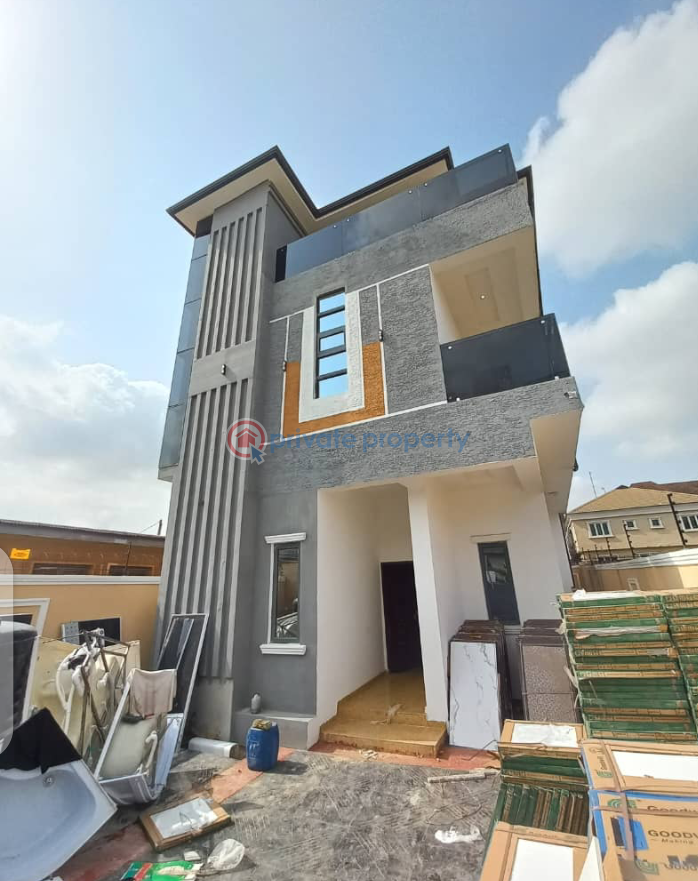 4 bedroom Duplex For Sale Magodo GRA Phase 2 Kosofe/Ikosi Lagos - 0
