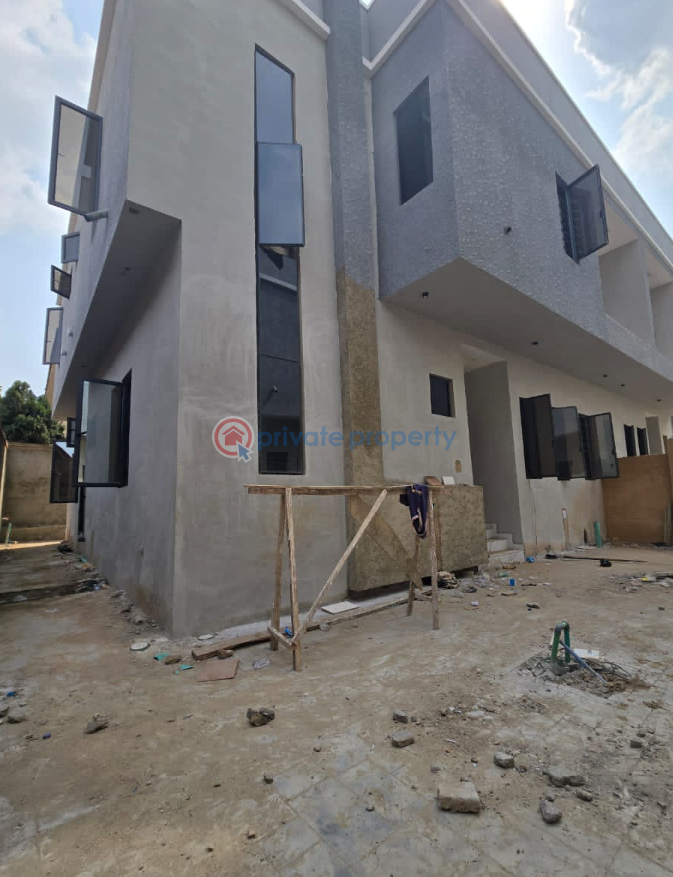 4 bedroom Semi detached Duplex For Sale Magodo GRA Phase 2 Kosofe/Ikosi Lagos