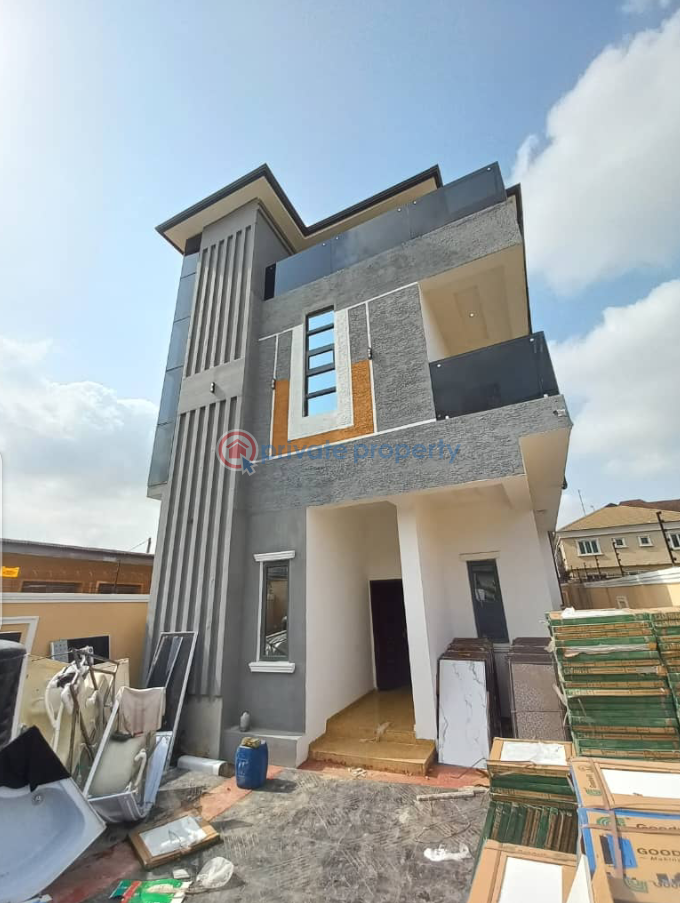 4 bedroom Duplex For Sale Magodo GRA Phase 2 Kosofe/Ikosi Lagos - 0