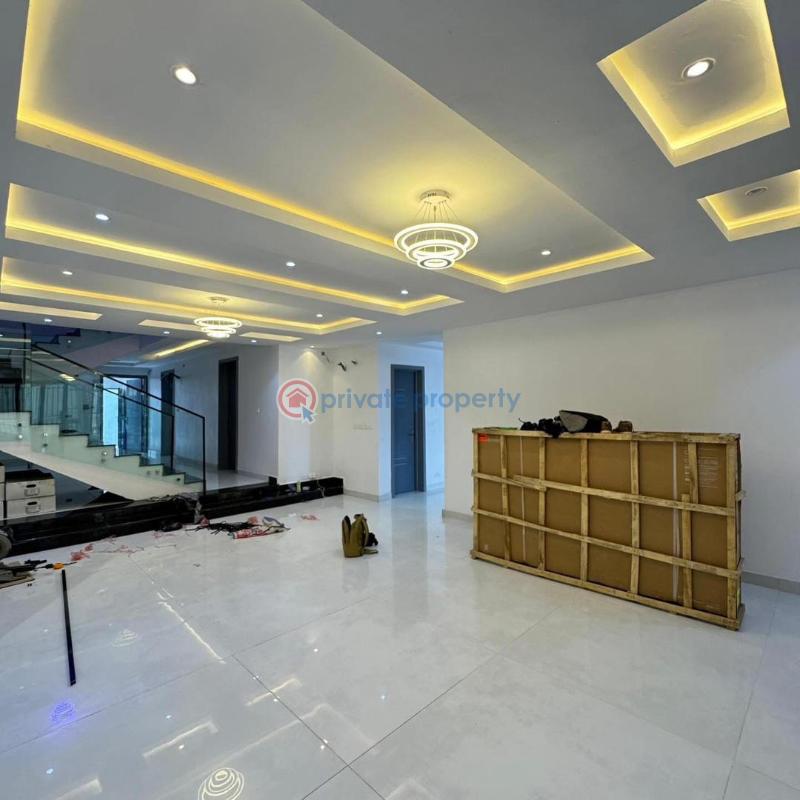 5 bedroom Semi detached Duplex For Sale Gbagada Lagos - 3