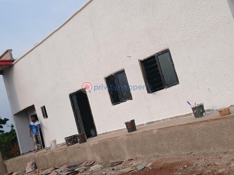 Mixed use Land For Sale Edo Megacity In Igue Nwangue Community, Off Aduwawa Bypass, Benin City Very Close To The Eagle Junction. Benin Edo - 4