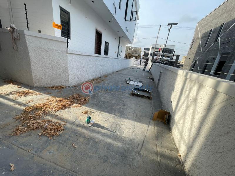 4 bedroom Semi detached Duplex For Sale Ikota Lekki Lagos - 13