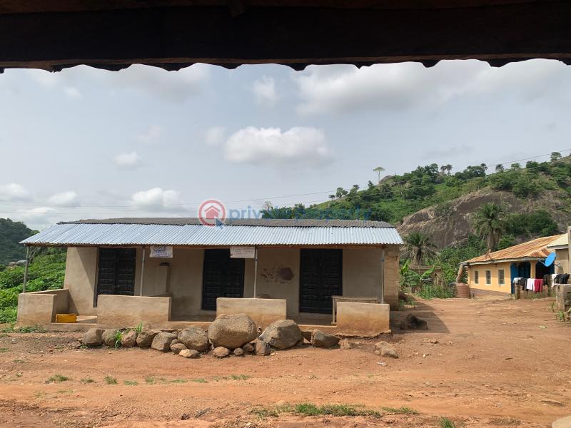 3 bedroom Bungalow For Sale No 8, Omiolori Zone 2 Idolofin Area Oke Ila. Ado-Ekiti  - 12