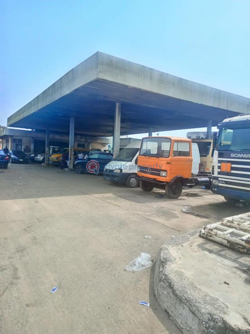 Filling Station For Sale Ijeshatedo Surulere Lagos - 0