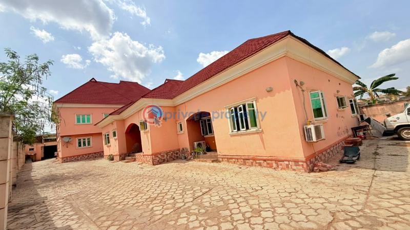 House For Sale Old Bodija, Ibadan Ibadan Oyo - 1