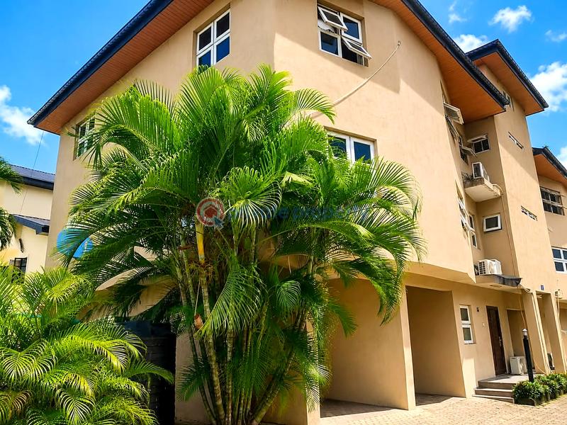 3 bedroom Semi detached Duplex For Sale Victoria Island Lagos - 2